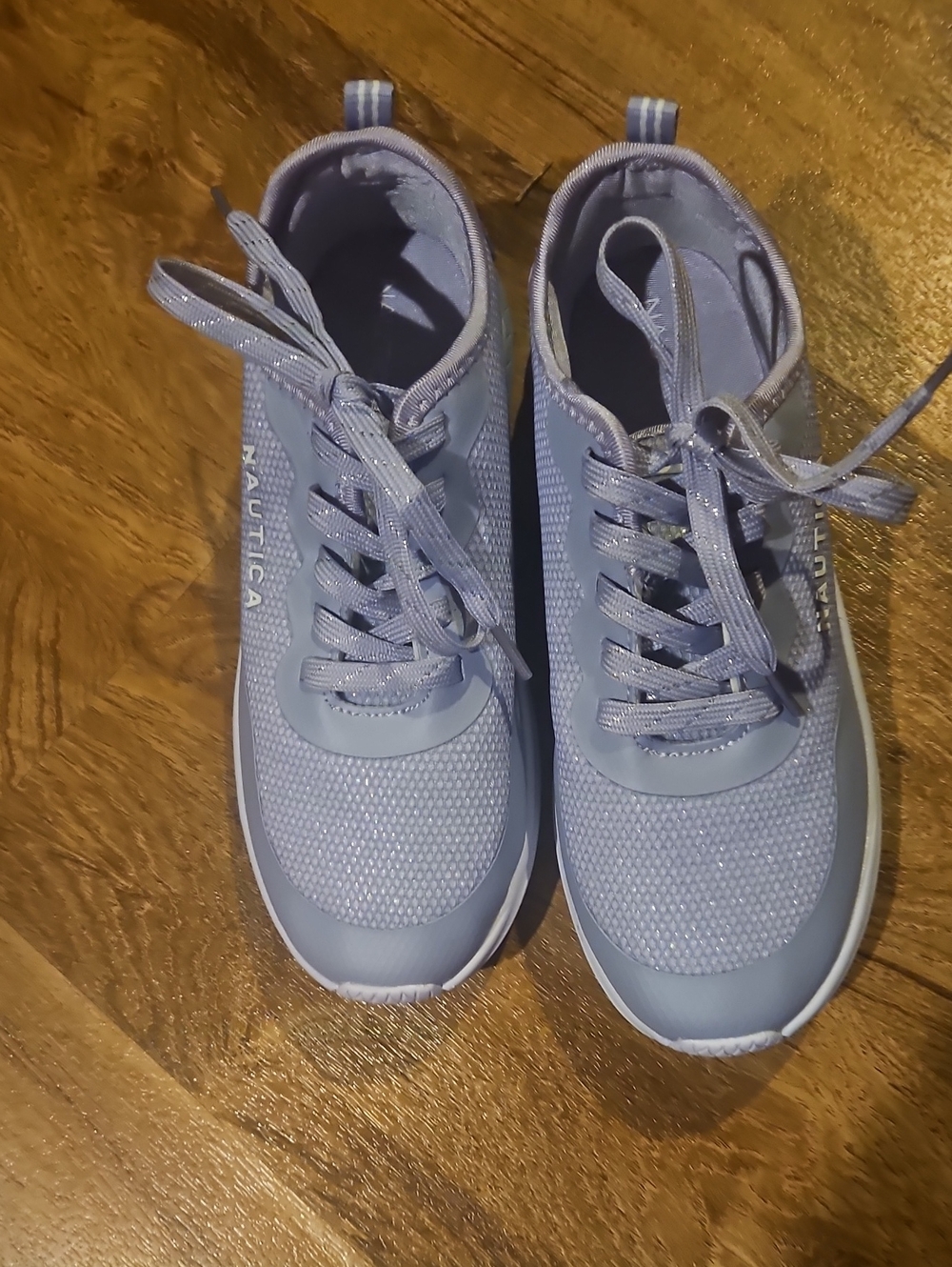 NWOT Nautica Girls Purple Sneakers Size 4